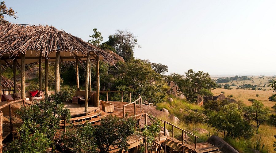 Nomad Lamai Serengeti luxury safari lodge2